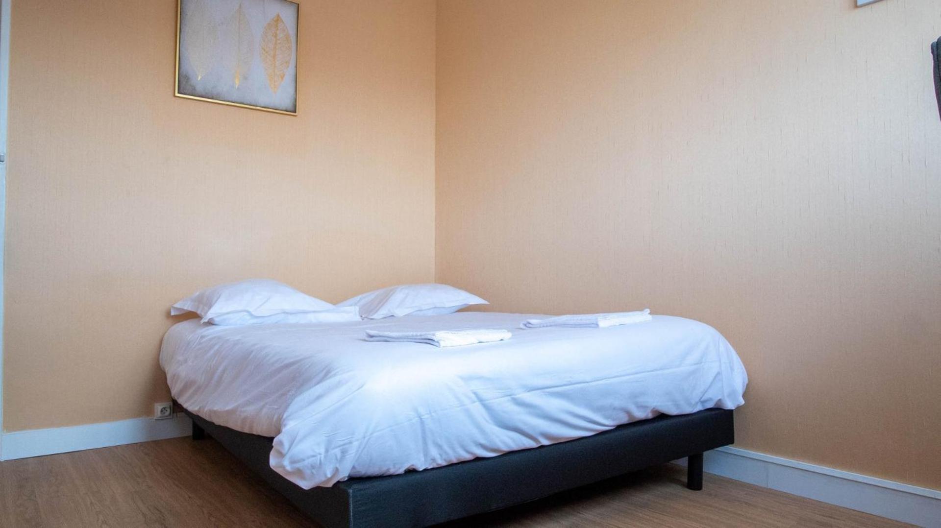 Le Provencal - Vue Paronomique Sur Poitiers Apartman Kültér fotó
