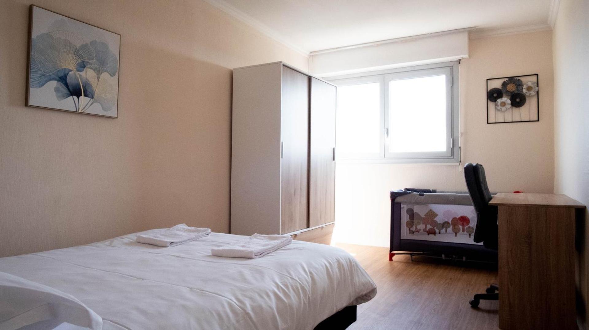 Le Provencal - Vue Paronomique Sur Poitiers Apartman Kültér fotó