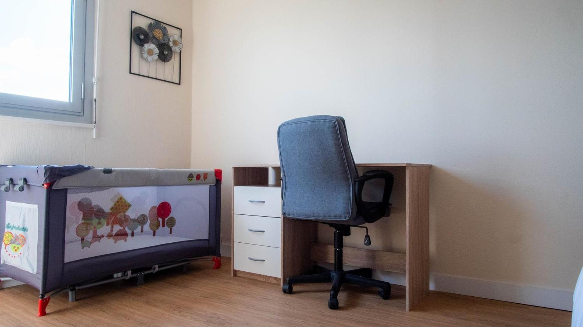 Le Provencal - Vue Paronomique Sur Poitiers Apartman Kültér fotó